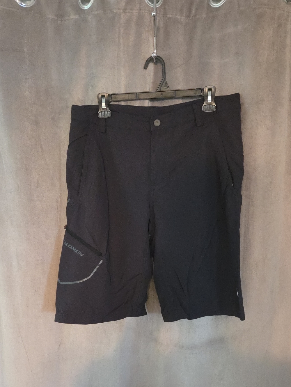 Salomon Men's Size 34 Black Athletic Shorts